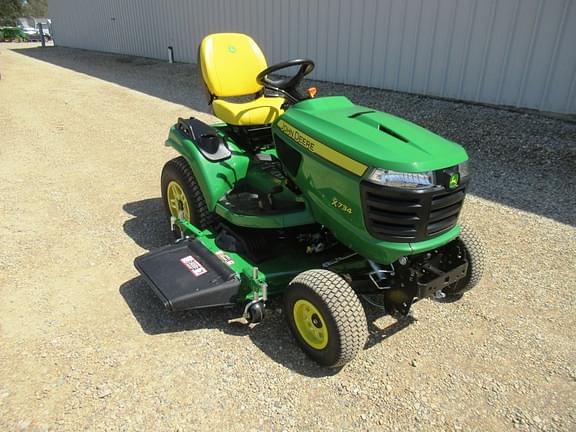 Image of John Deere X734 equipment image 1