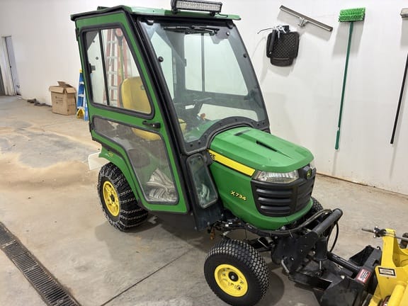 2023 John Deere X734 Equipment Image0
