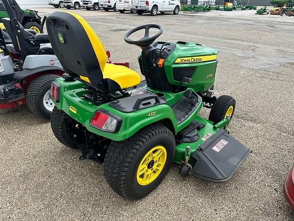 Image of John Deere X734 equipment image 3