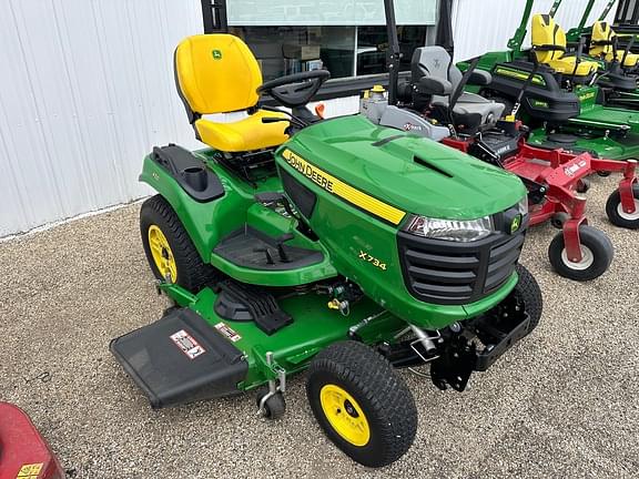 Image of John Deere X734 equipment image 1