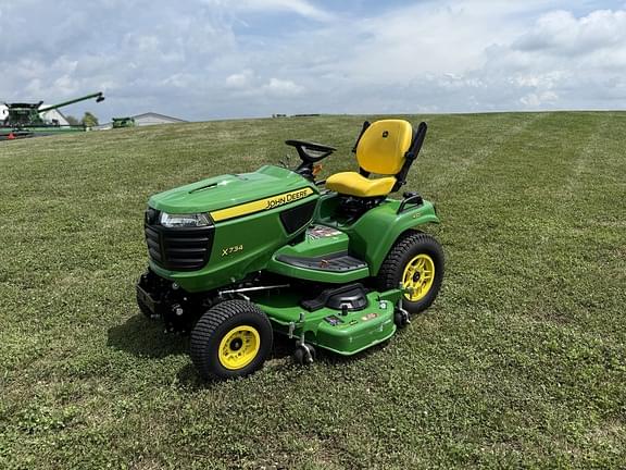 Image of John Deere X734 Primary image