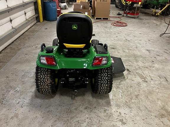 Image of John Deere X738 equipment image 2