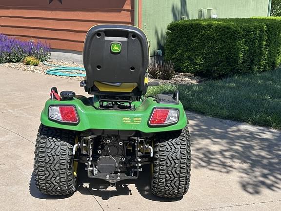 Image of John Deere X738 equipment image 2