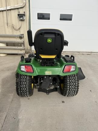 Image of John Deere X738 equipment image 1