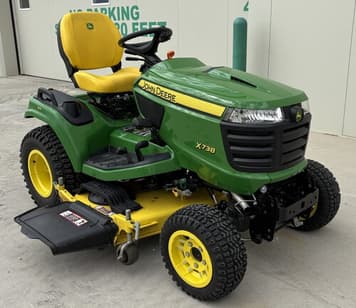 Main image John Deere X738