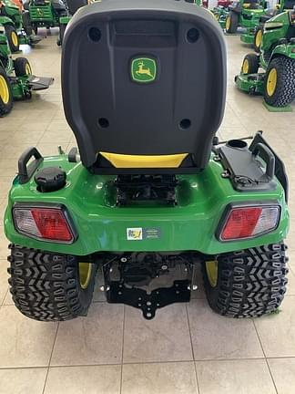 Image of John Deere X738 equipment image 3