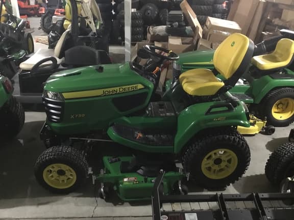 Image of John Deere X739 equipment image 2