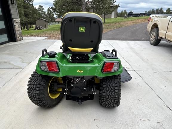 Image of John Deere X739 equipment image 3