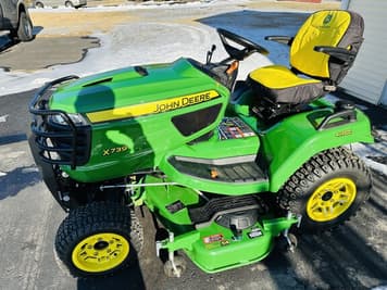 Main image John Deere X739