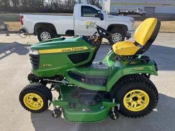 Main image John Deere X739