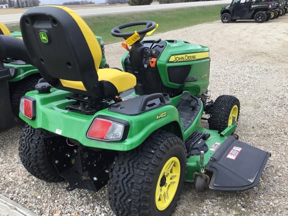 Image of John Deere X739 equipment image 4