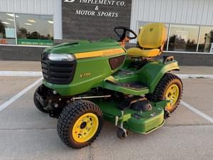 2023 John Deere X739 Image