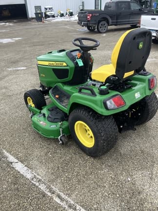 Image of John Deere X750 equipment image 1