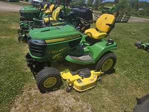 2023 John Deere X750 Image