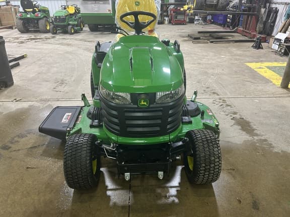 Image of John Deere X750 equipment image 3