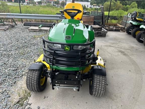 Image of John Deere X750 equipment image 4