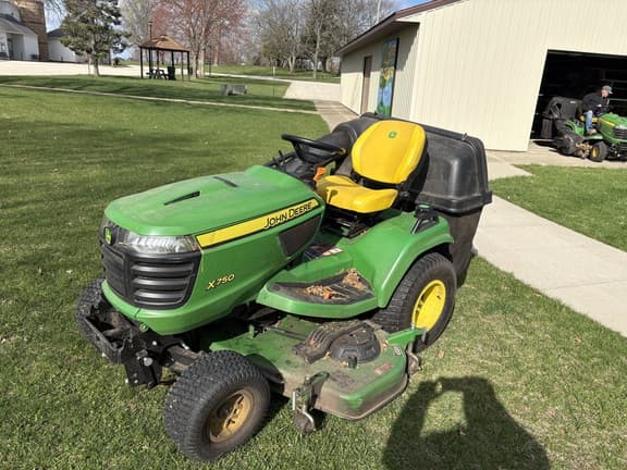 Image of John Deere X750 Primary image