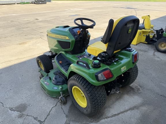 Image of John Deere X750 equipment image 3