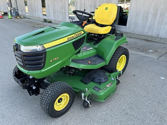 Image of John Deere X750 Primary image