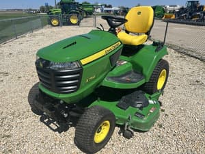2023 John Deere X750 Image