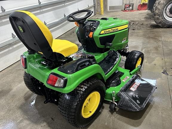 Image of John Deere X750 equipment image 2