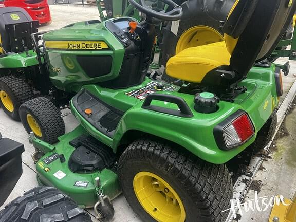 Image of John Deere X750 equipment image 4