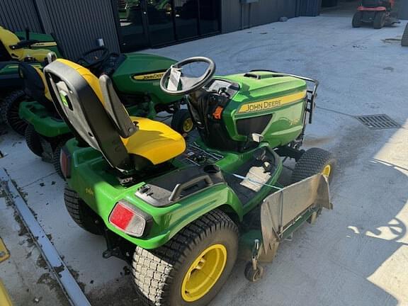 Image of John Deere X750 equipment image 3