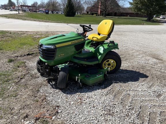 Image of John Deere X754 Image 1