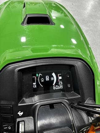 Image of John Deere X754 equipment image 4