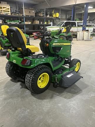 Image of John Deere X758 equipment image 2