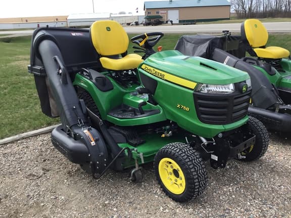 Image of John Deere X758 Primary image