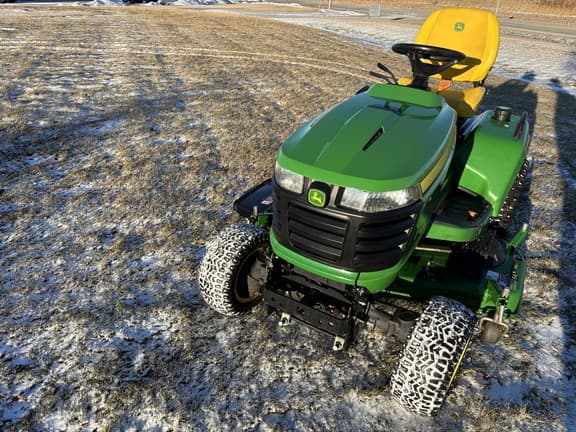 Image of John Deere X758 equipment image 1
