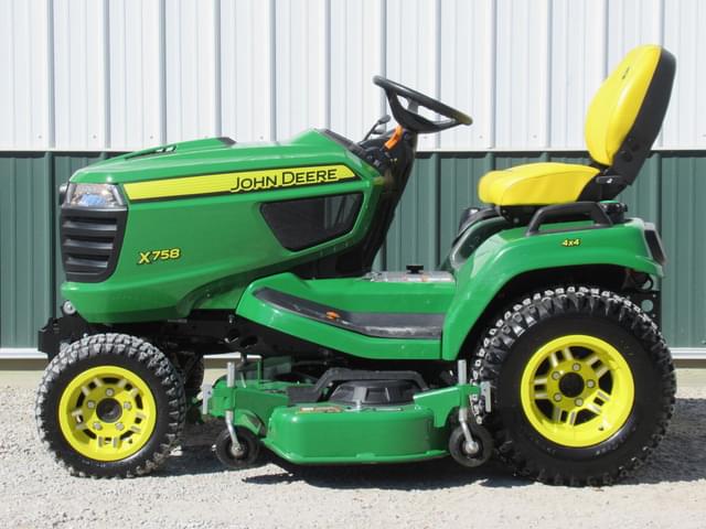 Image of John Deere X758 equipment image 1