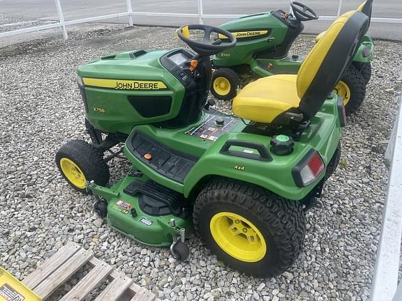Image of John Deere X758 equipment image 3
