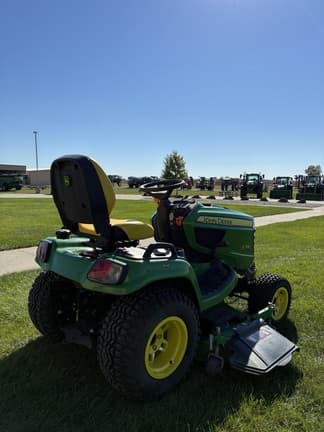 Image of John Deere X758 equipment image 4