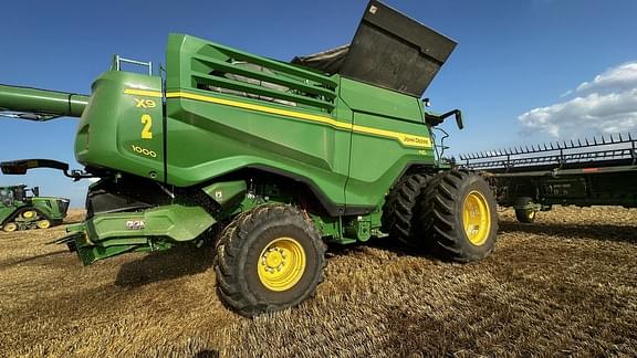 Image of John Deere X9 1000 equipment image 4