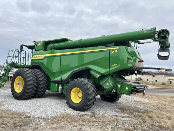 Image of John Deere X9 1000 equipment image 3