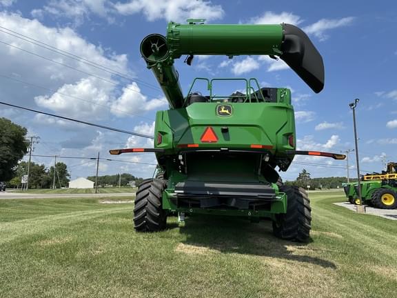 Image of John Deere X9 1000 equipment image 3