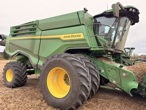 Image of John Deere X9 1000 Primary image