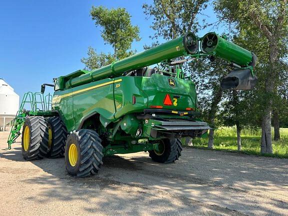 Image of John Deere X9 1000 equipment image 3