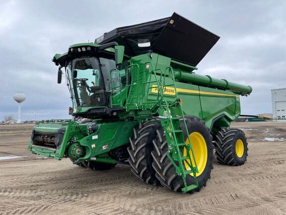 Image of John Deere X9 1000 Primary image