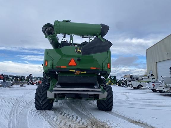 Image of John Deere X9 1000 equipment image 3