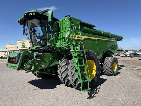 Image of John Deere X9 1000 Primary image