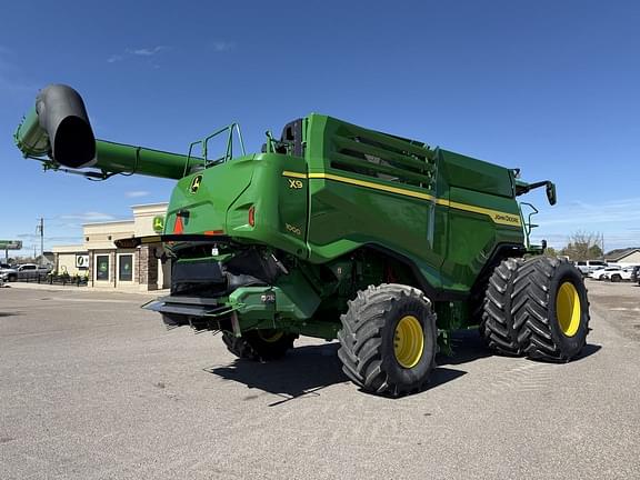 Image of John Deere X9 1000 equipment image 4
