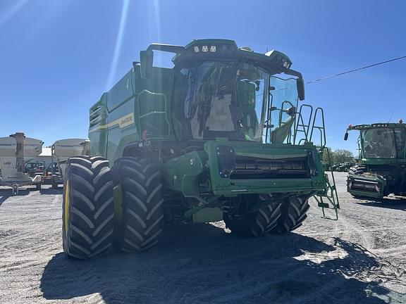 Image of John Deere X9 1000 equipment image 2