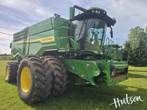 2023 John Deere X9 1000 Image