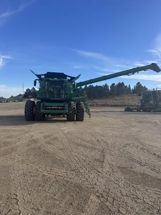 Image of John Deere X9 1000 Primary image