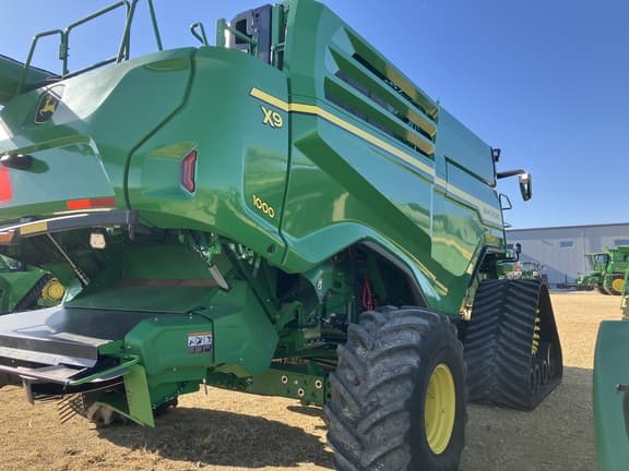 Image of John Deere X9 1000 equipment image 4