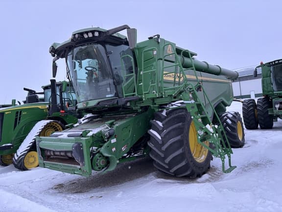 Image of John Deere X9 1000 Primary image