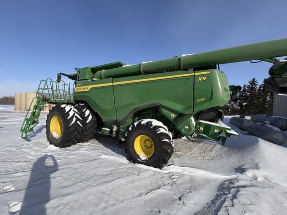 Image of John Deere X9 1100 equipment image 2